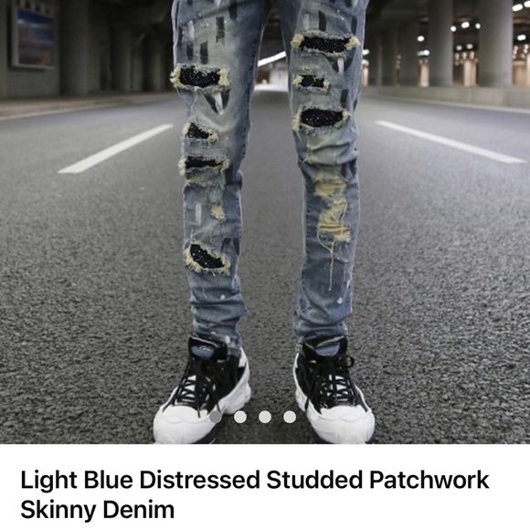 Size 32 but it runs pretty small. Only asking for 40 slightly used. - Picture 6 of 8